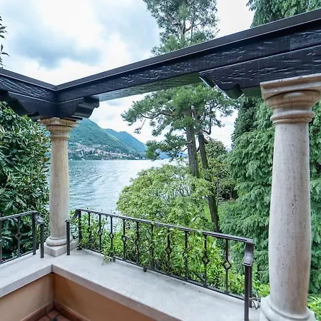 Lakefront 1800s Private Dock, Art Luxury *