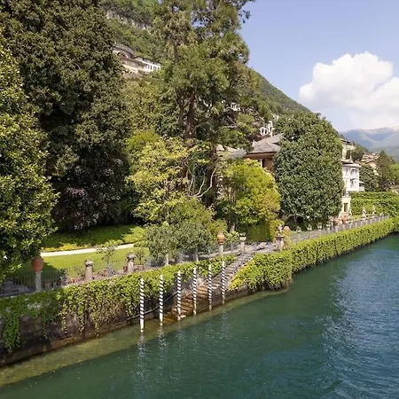 Villa Lakefront 1800s Private Dock, Art Luxury *