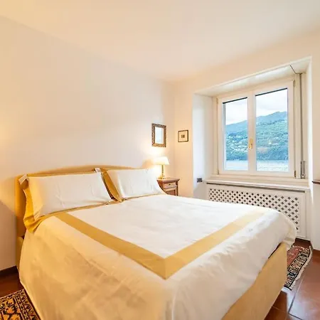 Lakefront 1800s Private Dock, Art Luxury Carate Urio