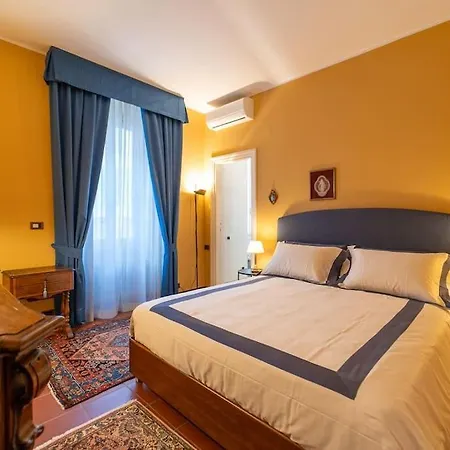 Villa Lakefront 1800s Private Dock, Art Luxury Carate Urio