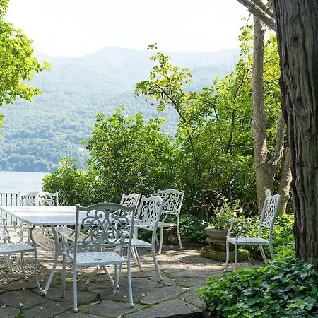 Villa Lakefront 1800s Private Dock, Art Luxury Carate Urio