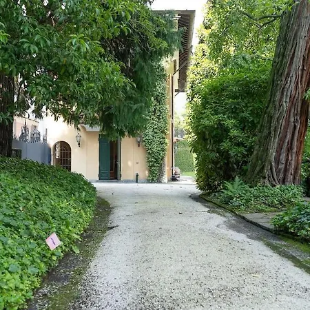 Lakefront 1800s Private Dock, Art Luxury Villa Carate Urio