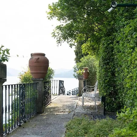 Lakefront 1800s Private Dock, Art Luxury Villa Carate Urio