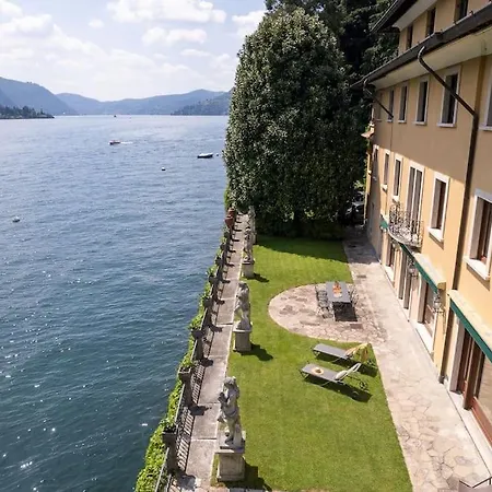 Lakefront 1800s Private Dock, Art Luxury Villa Carate Urio